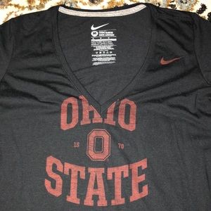 NWOT OHIO STATE BUCKEYES Nike v neck, slim fit Medium. Awesome game day shirt